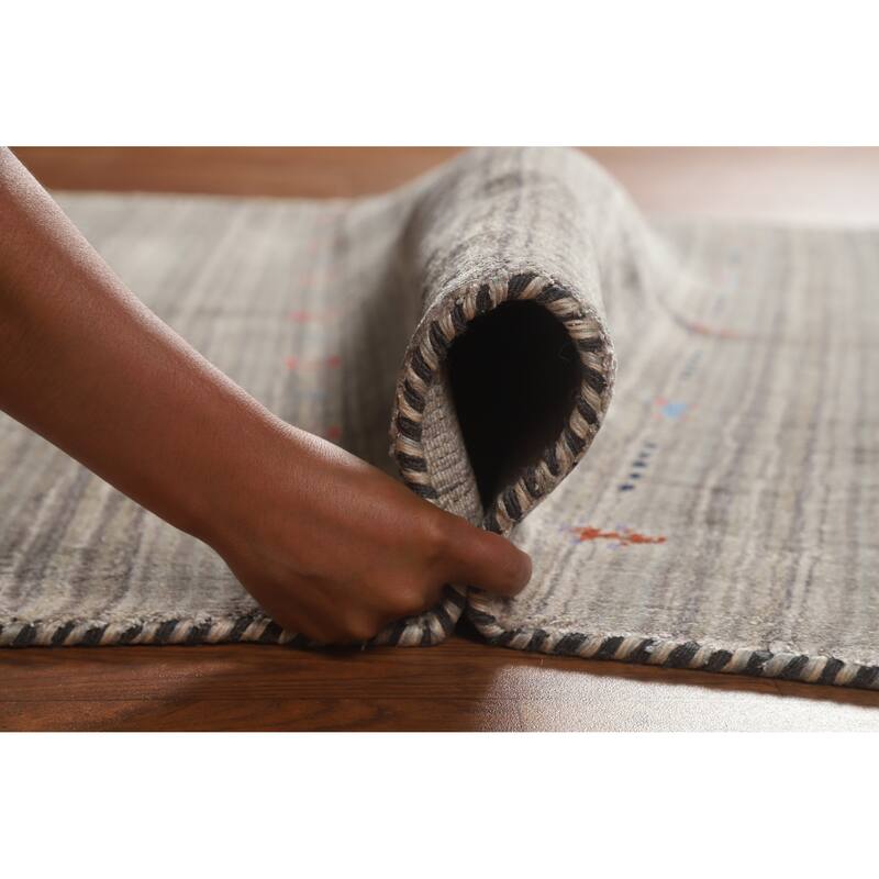 Hand Knotted Oriental 100% Wool Carpet Tribal Tribal Beige & Ivories Gabbeh Area Rug - 5' 10'' X 4' 1''