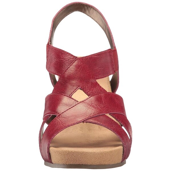 aerosoles plush wedge