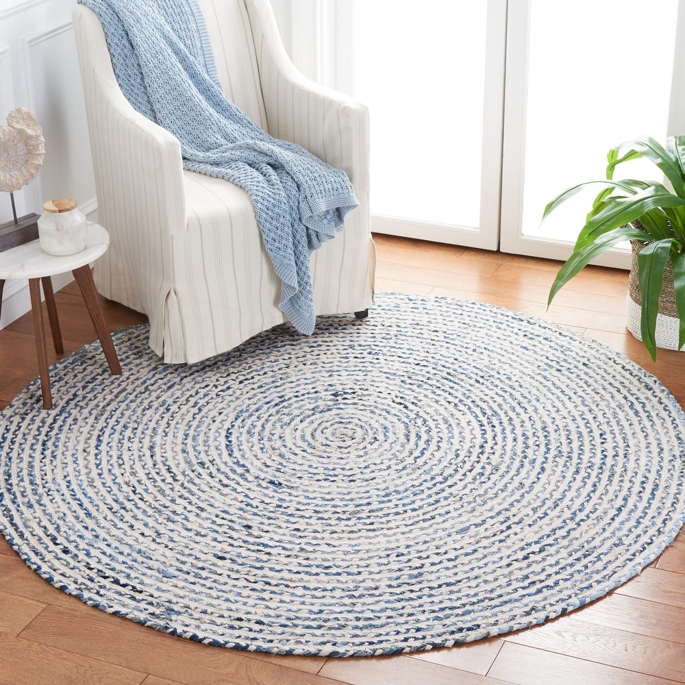 SAFAVIEH Handmade Braided Tadako Cotton Rug