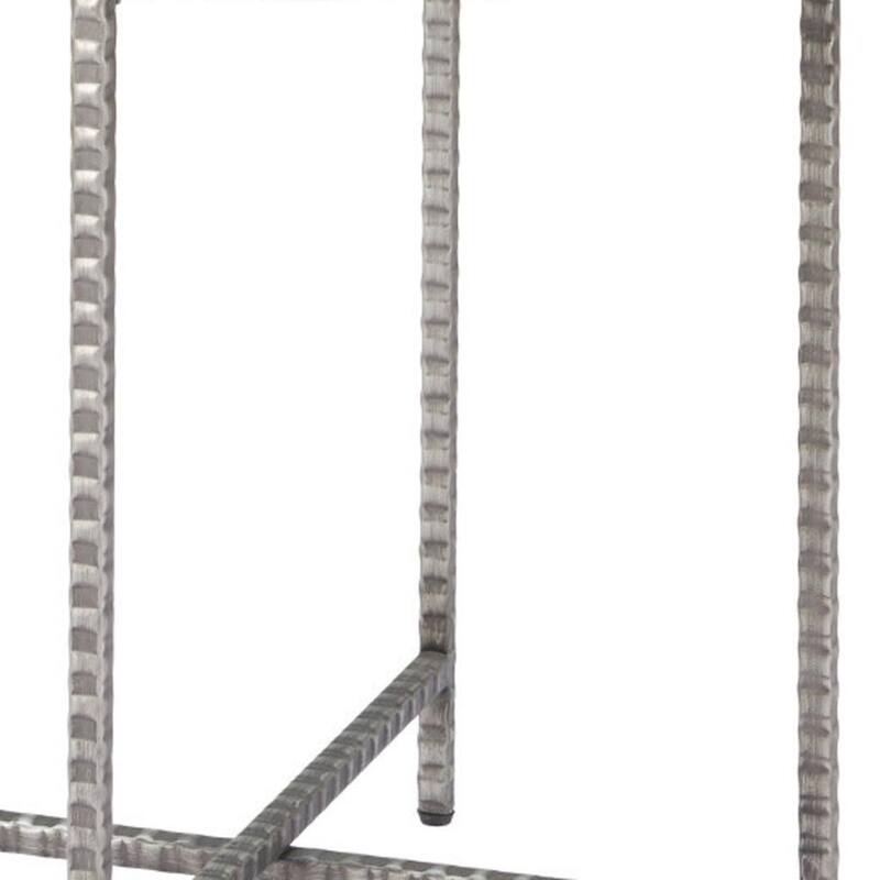 HomeRoots 22" Clear and Silver Glass and Distressed Steel Round End Table - 21.00 in. x 22.00 in. x 21.00 in.