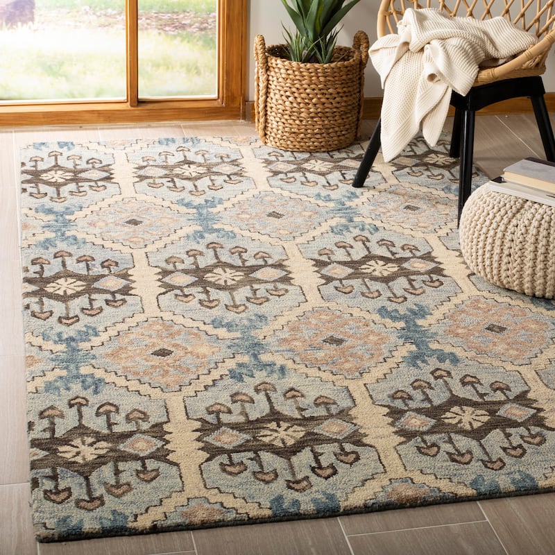 SAFAVIEH Handmade Aspen Dickie Boho Tribal Wool Rug - 3' x 5' - Light Blue/Cream