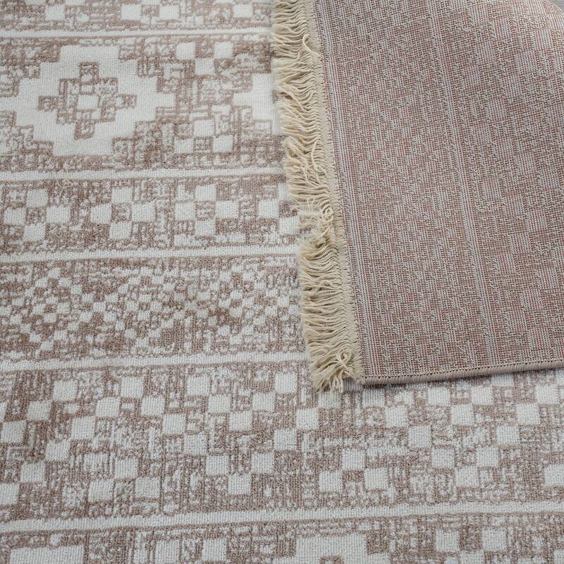 Superior Genaine Contemporary Geometric Fringe Indoor Runner or Area Rug