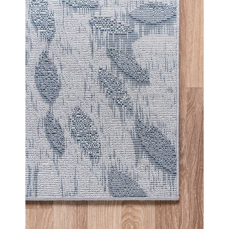 Contemporary Synnove Collection Area Rug