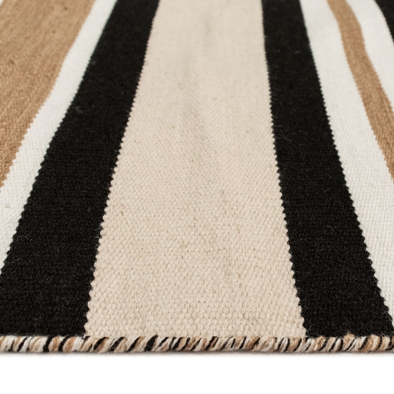 Liora Manne Sorrento Cabana Stripe Indoor/Outdoor Rug