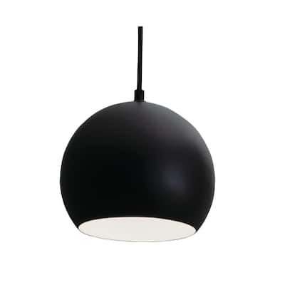 Carson Carrington Tiggeby 8-inch Black Pendant