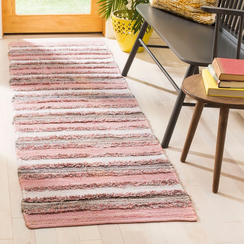 SAFAVIEH Handmade Flatweave Montauk Mridalini Casual Cotton Rug - 2'3" x 8' Runner - Pink/Multi