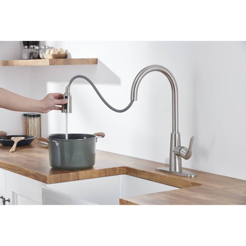 Kitchen Sink Faucet with Pull Out Sprayer,High Arc Sink Faucet,3 Way Setting Single Handle Kitchen Faucets with Deck Plate