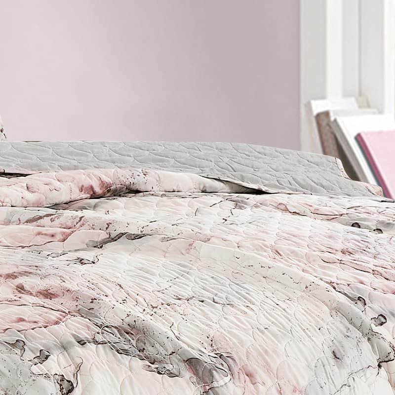 Irta Luxury 3 Piece abstract Bedspread Set