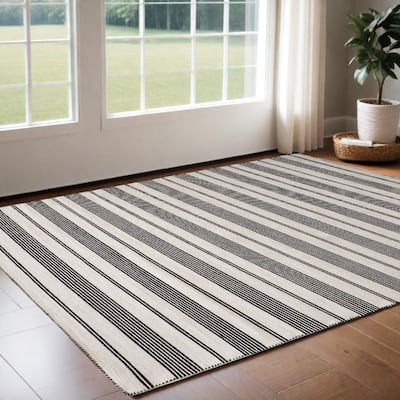 Contemporary Striped Pattern Perfect for Busy Homes Area Rug - 2' x 3'