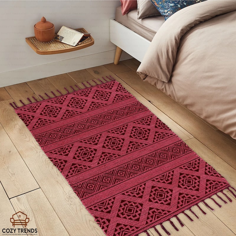 Authentic Hand-Woven Indian Cotton Rug 24''x36'' - Washable, Reversible, and Timelessly Stylish - 2'x3'