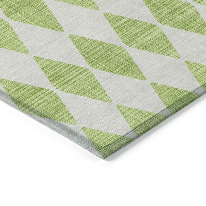 HomeRoots Geometric Transitional Rectangle Outdoor Rug
