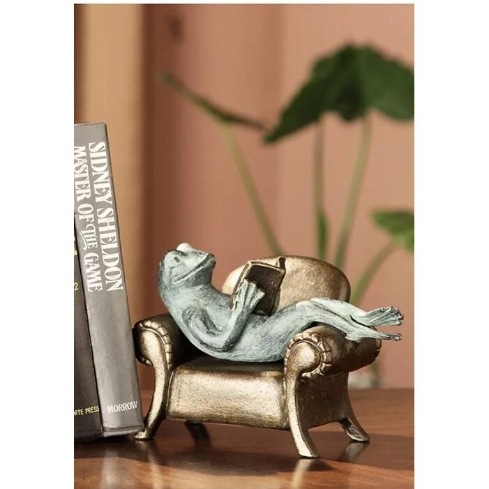 Spi Frogs Reading On Sofa Bookends - 6 X 8 X 4 inches