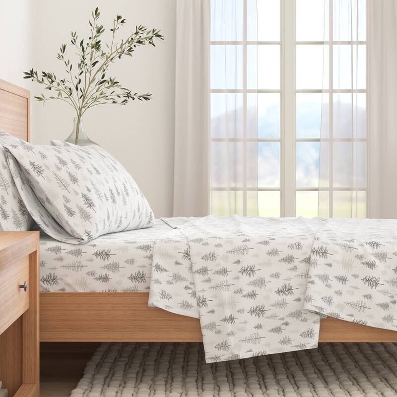 Linery & Co. Ultra-Soft Turkish Cotton Flannel Christmas Print Sheet Set