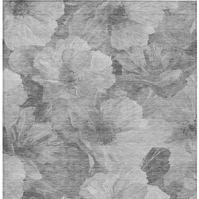HomeRoots Floral Transitional Rectangle Outdoor Rug