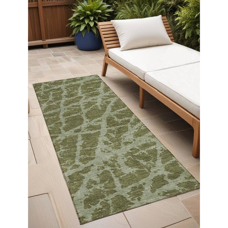Allus Contemporary Abstract Weather Resistant Blended Style Outdoor Rug - 8' Runner - Green