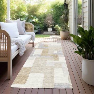 Machine Washable Indoor/ Outdoor Contempoary Blocks Chantille Rug