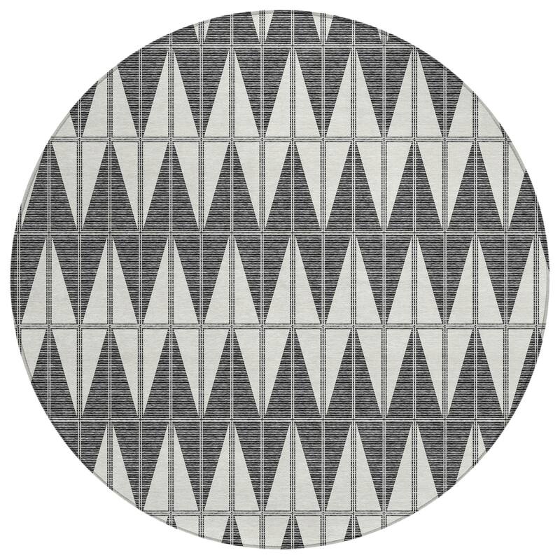 Machine Washable Indoor/ Outdoor Modern Zeke Chantille Rug