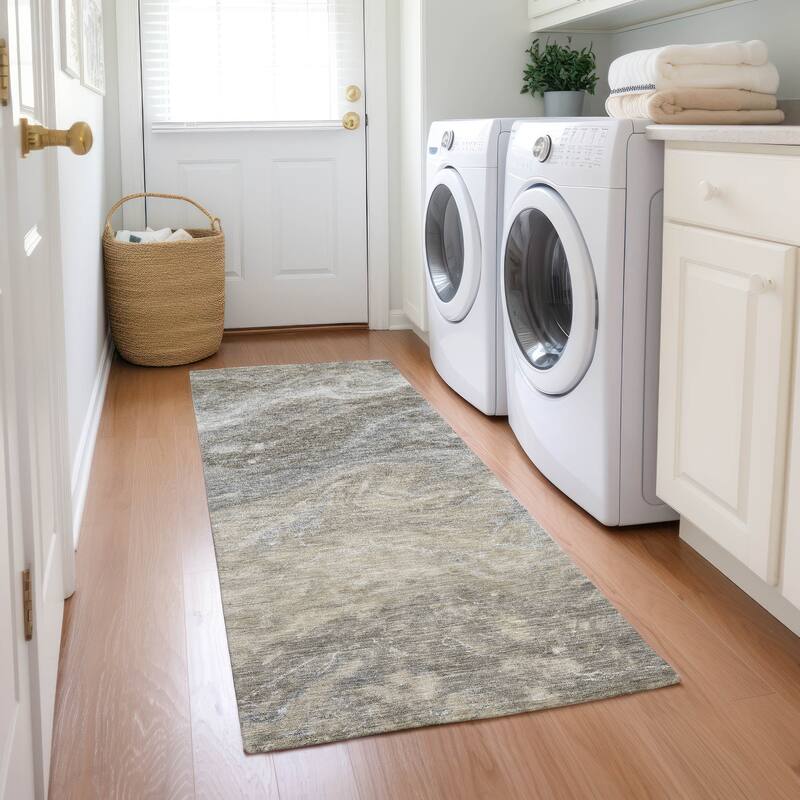 Machine Washable Indoor/ Outdoor Chantille Modern Abstract Rug - Taupe - 2'3" x 7'6"