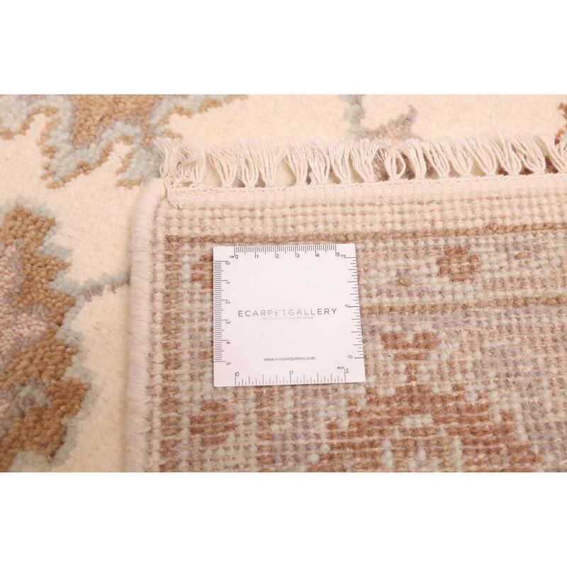 ECARPETGALLERY Hand-knotted Royal Oushak Ivory Wool Rug - 4'1 x 5'11