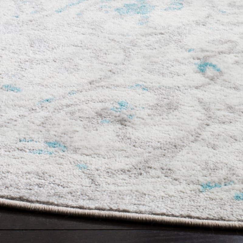 SAFAVIEH Skyler Nairne Modern Rug
