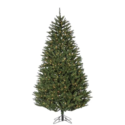 7.5 Foot New England Pine with 800 Clear Lights