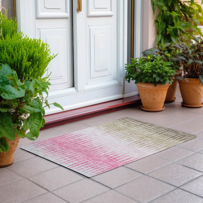 Machine Washable Indoor/ Outdoor Chantille Ombre Contemporary Rug - Pink - 1'8" x 2'6"