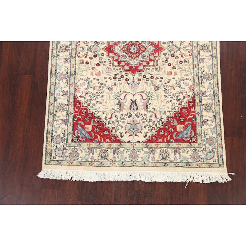 Wool/ Silk Vegetable Dye Tabriz Area Rug Hand-knotted Oriental Carpet - 4'2" x 6'1"