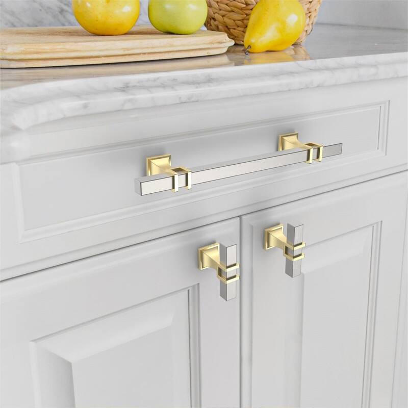 10 Pack 5 Inch Drawer Pulls - 7.4"L x 7.4"W