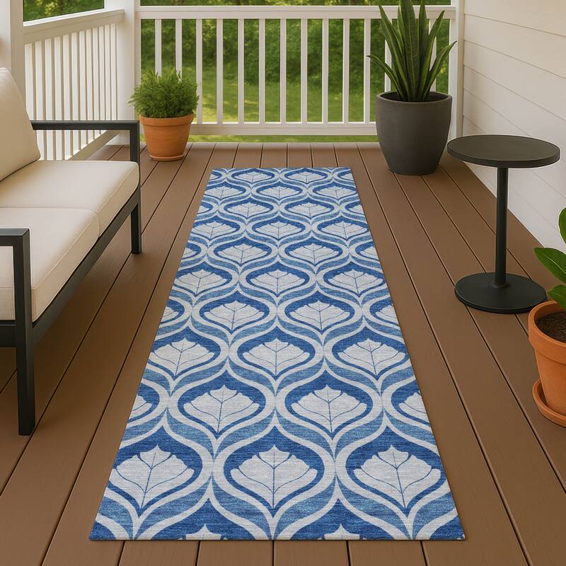 Machine Washable Indoor/ Outdoor Modern Trellis Chantille Rug - Navy - 2'3" x 7'6"