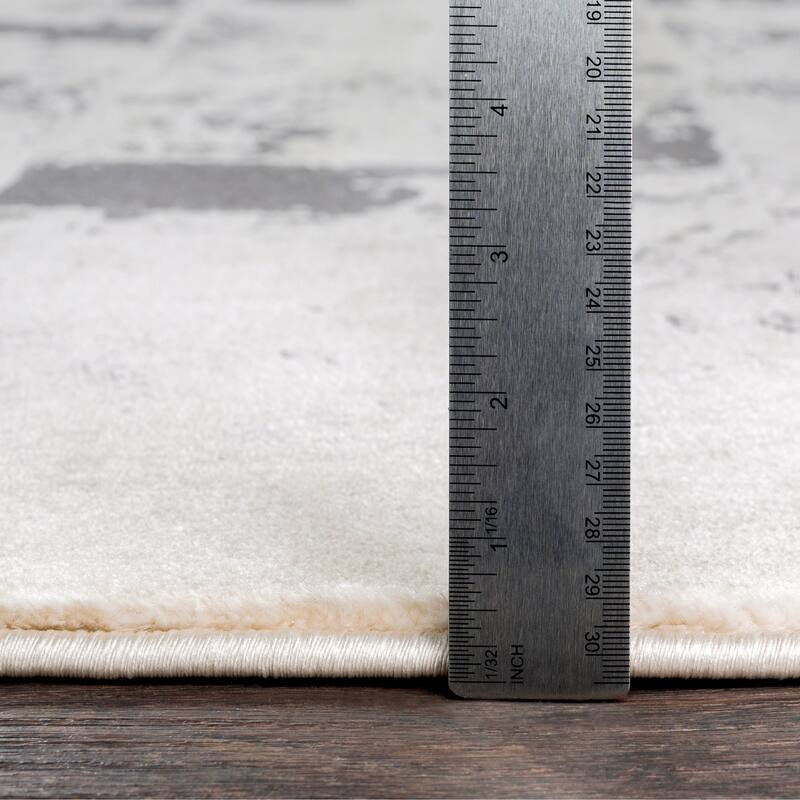 Livabliss Lhamo Contemporary Block Area Rug