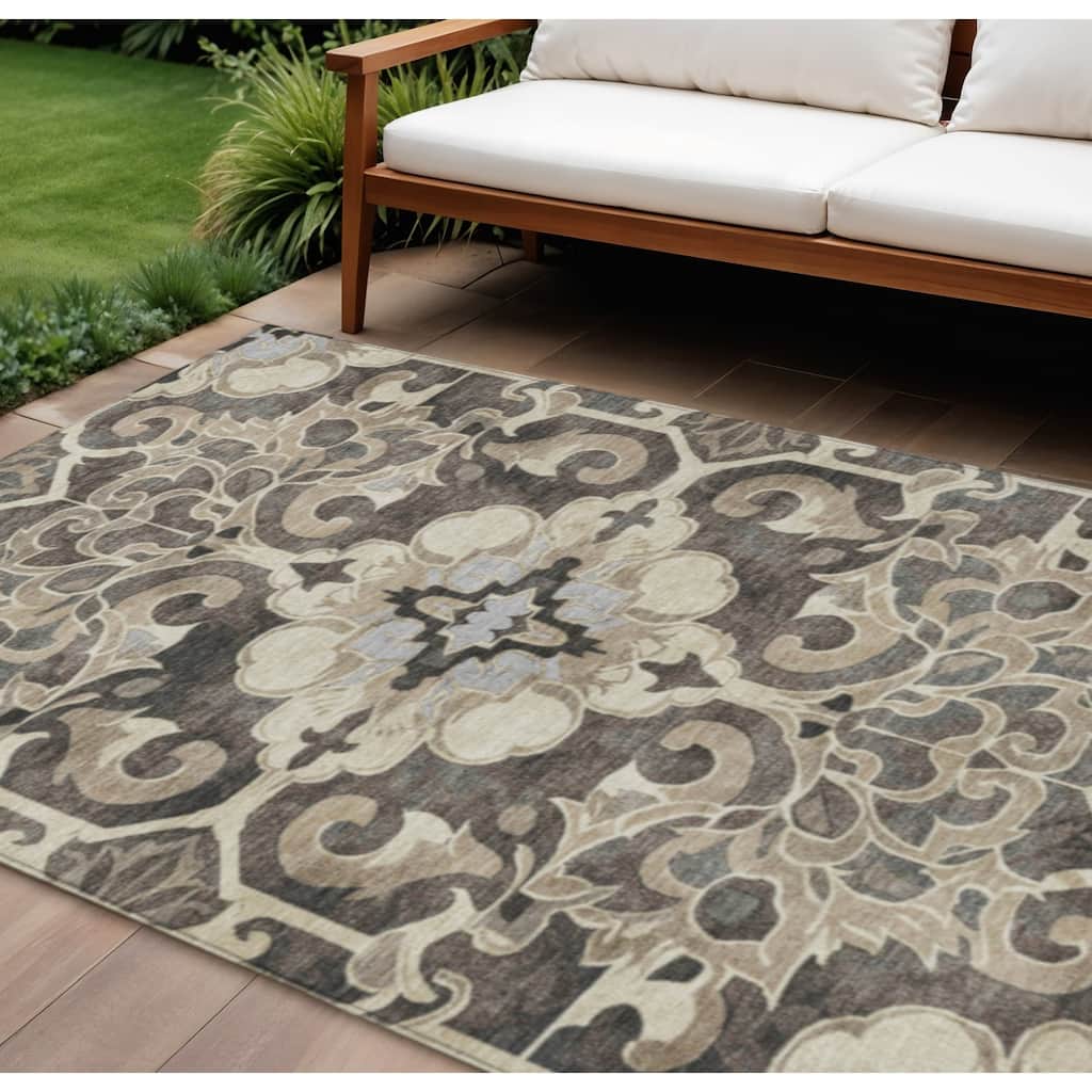 HomeRoots Damask Traditional Rectangle Outdoor Rug