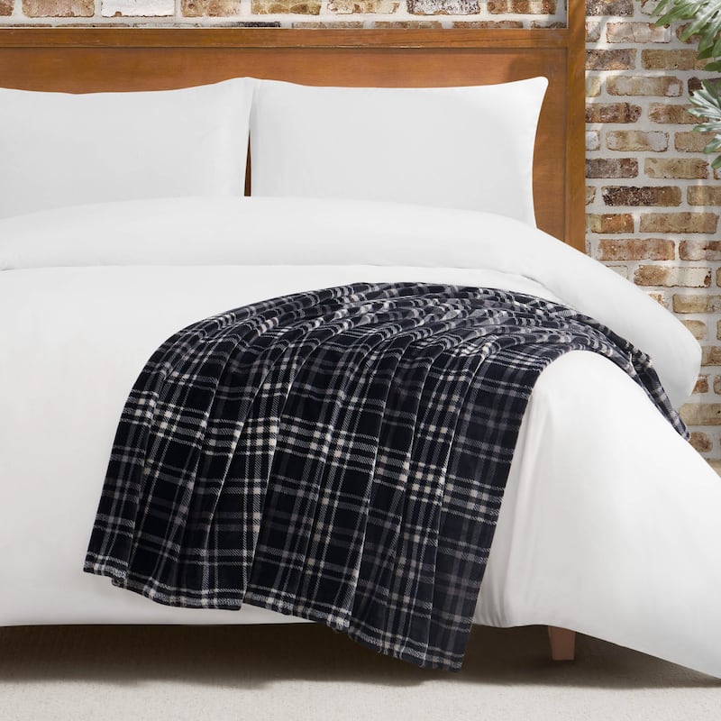 Lucky Brand Camper Plaid Throws Plush 50" x 70" Throw Blanket