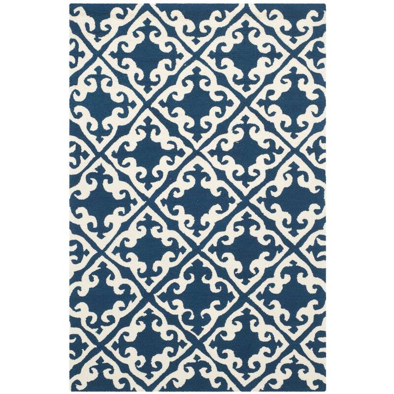 SAFAVIEH Handmade Easy Care Latanya Oriental Rug