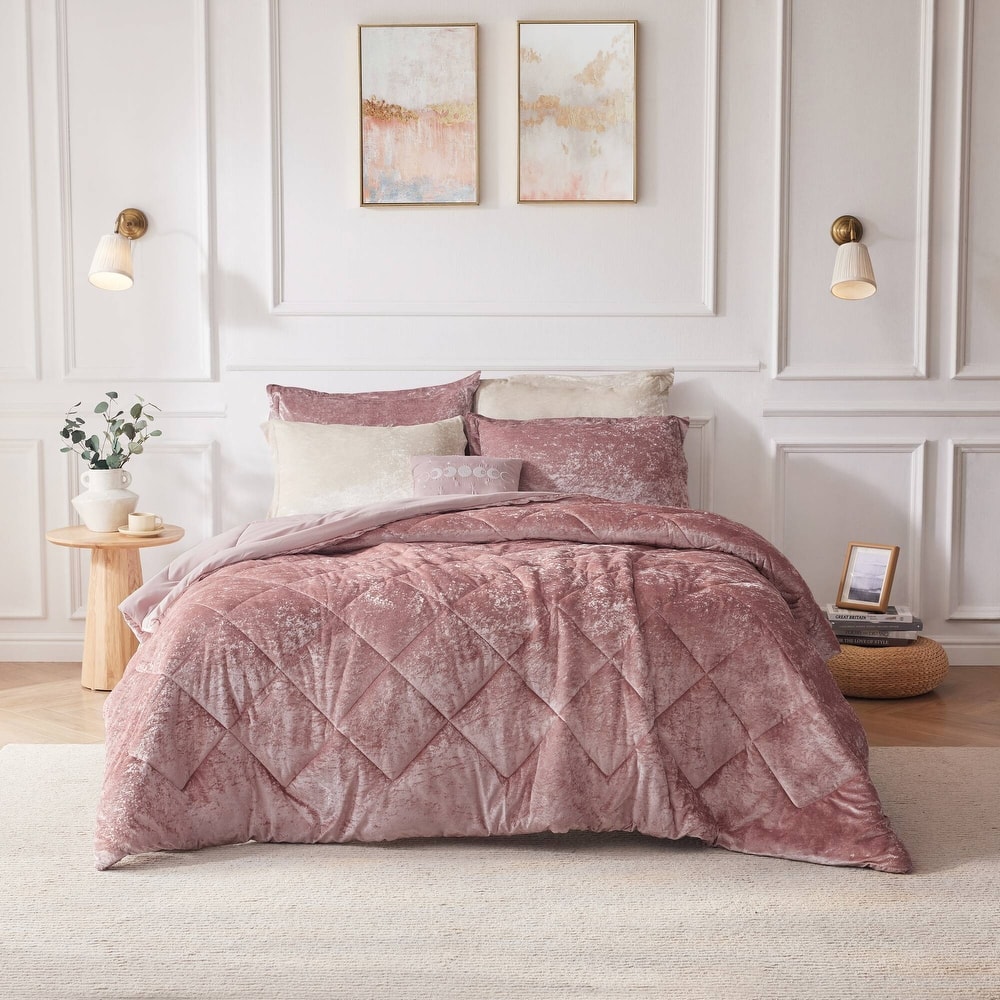 Intelligent Design Felicia Velvet Duvet Cover Set (Insert Excluded)