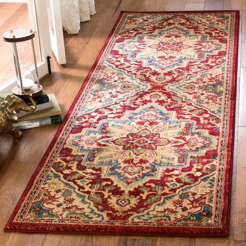 SAFAVIEH Kashan Cherrie Oriental Rug with Fringe - 2'6" x 8' Runner - Red/Beige