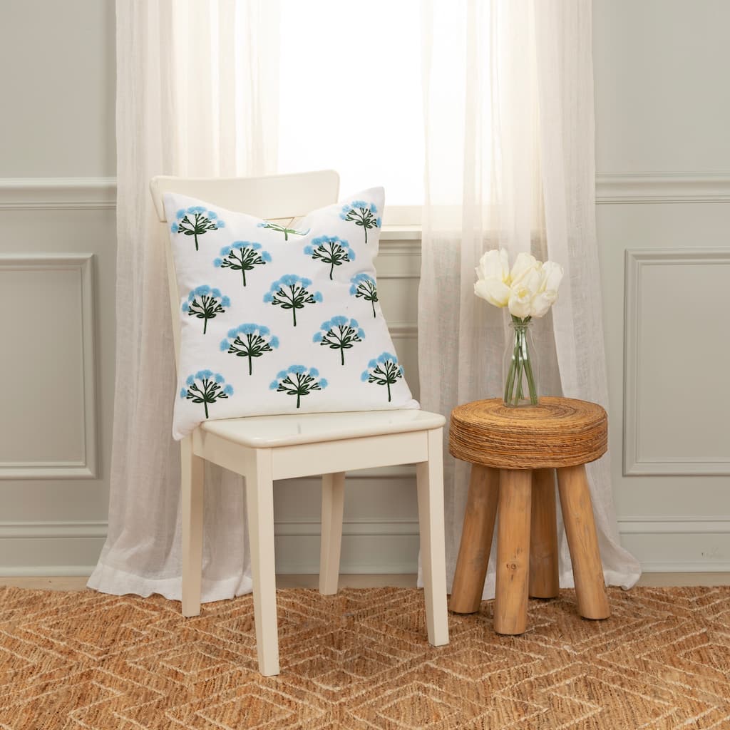 Rizzy Home Transitional Ivory/Blue Poly Filled Pillow - 20" x 20"