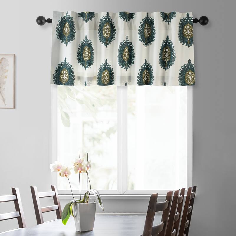 Exclusive Fabrics Mayan Printed Cotton Window Valance - 50 X 19