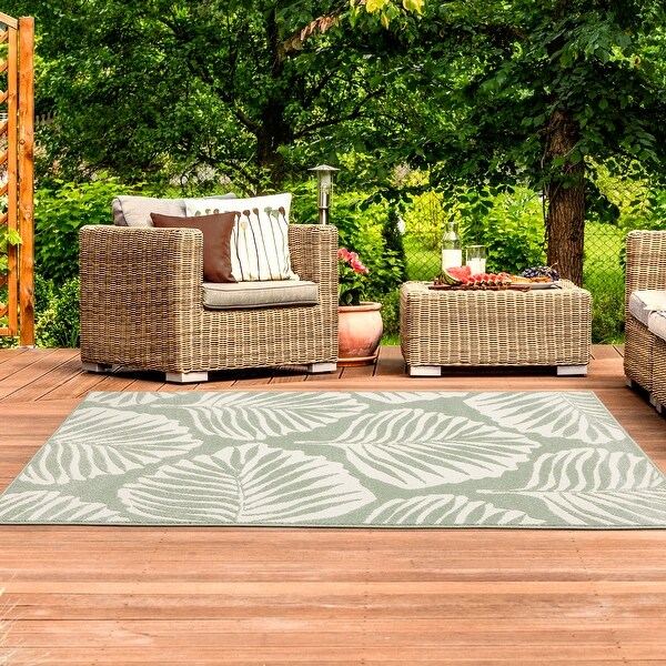 Style Haven Cove Tropical Leaf Mixed Pile Indoor Outdoor Rug On