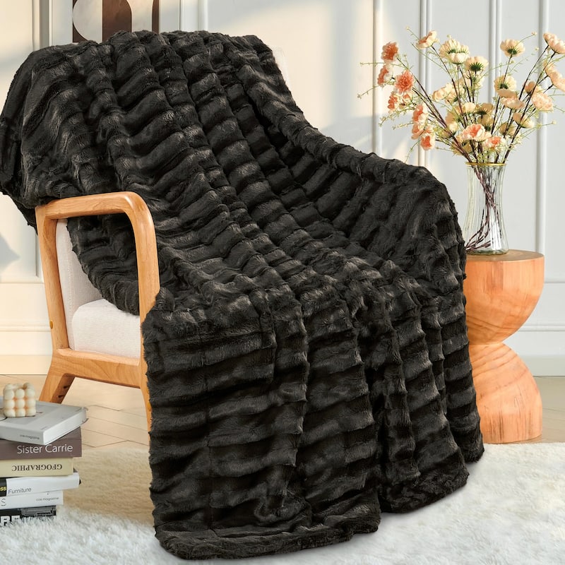 Derby Double Sided Fauxfur Throw