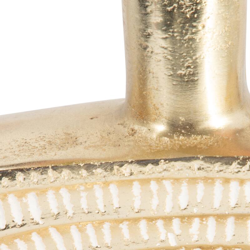 Sagebrook Home Aluminum Vase - Elevate Your Decor With Elegance & Style