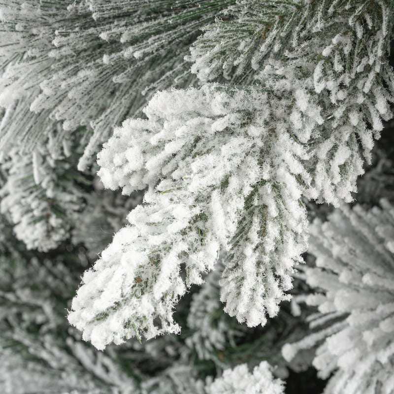 Glasgow Artificial Christmas Tree, Prelit Christmas Tree with Lights, Pine and Hinged White Christmas Trees with Tips