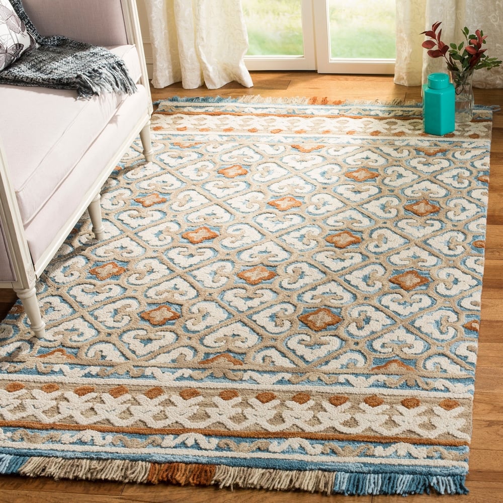 SAFAVIEH Handmade Blossom Dosta Modern Floral Wool Rug