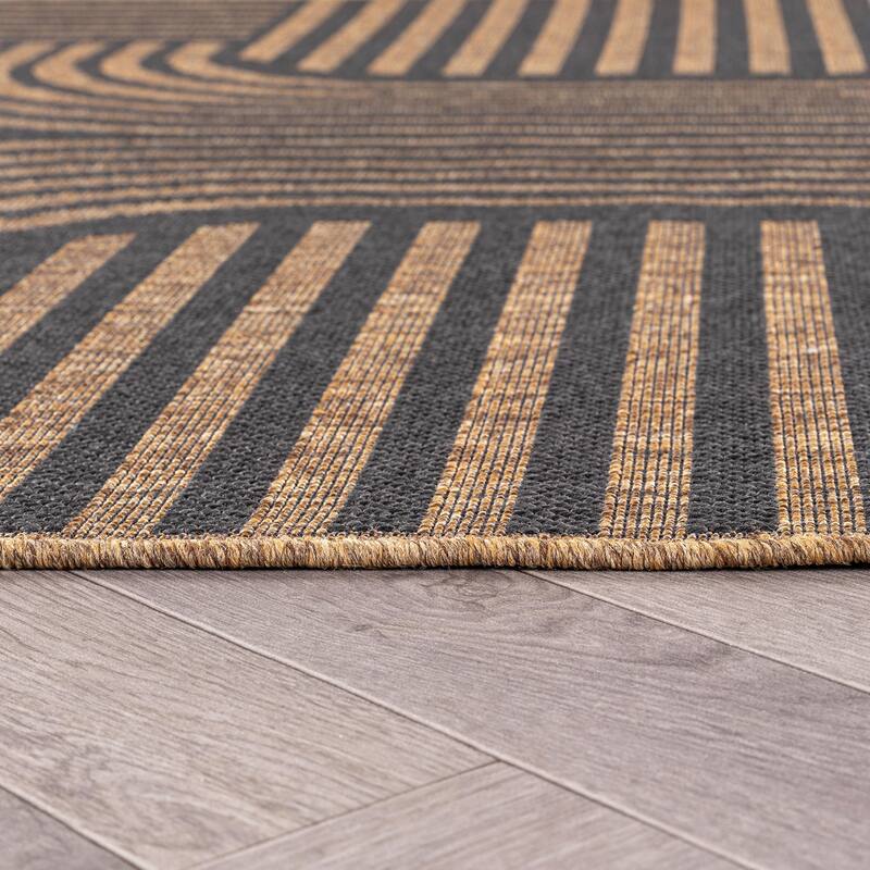 World Rug Gallery Geometric Indoor/Outdoor Flat Woven Area Rug - Natural Jute-Style, Easy-Care Patio Rug for Balcony Patio Deck