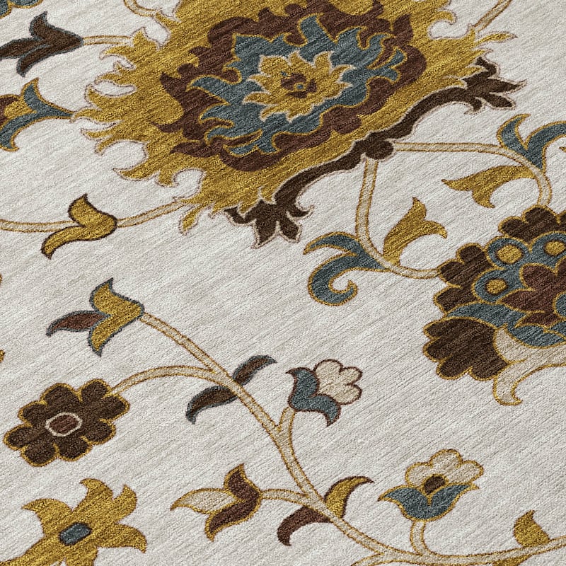 Machine Washable Indoor/ Outdoor Traditional Luna Chantille Rug