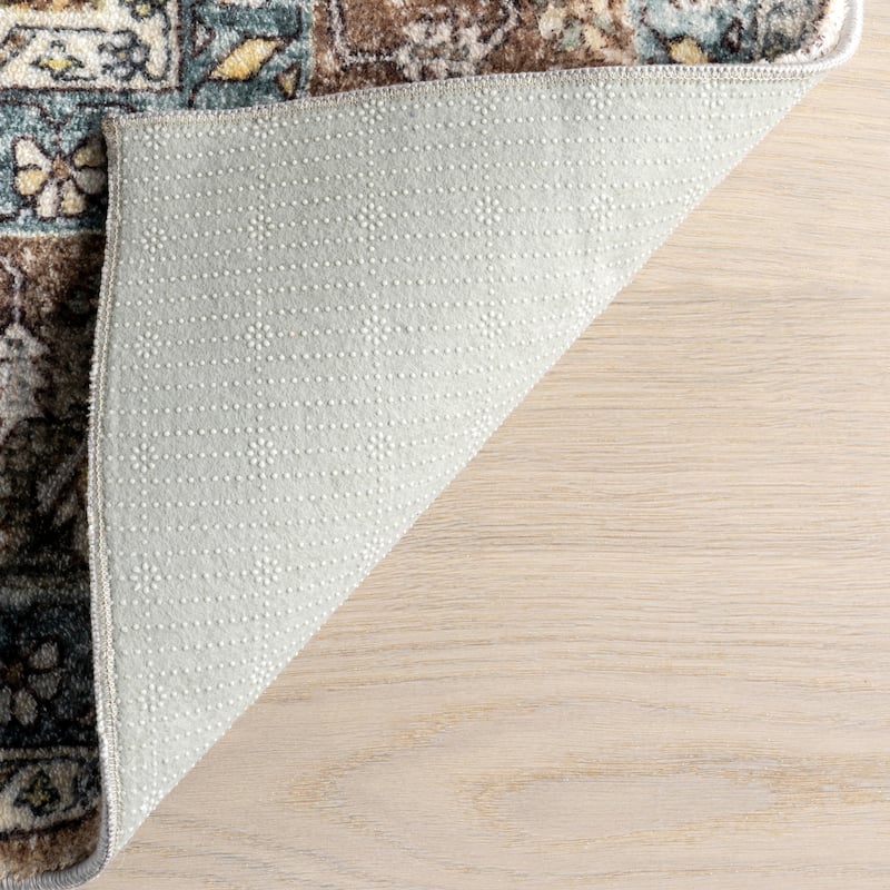 Nuloom Romona Medallion Machine Washable Area Rug