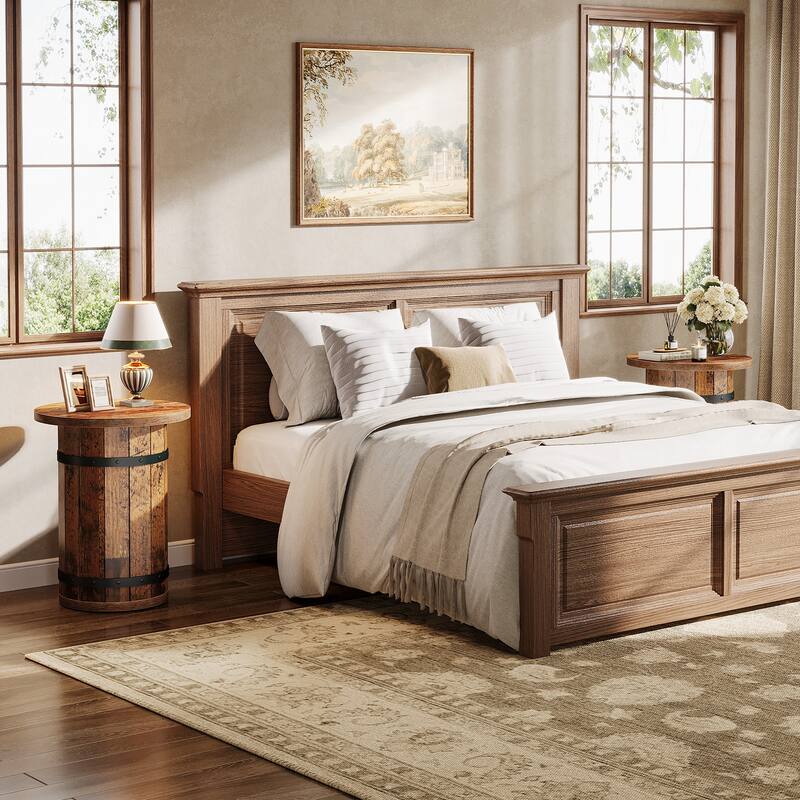 Round Industrial Side Table with Sturdy Base