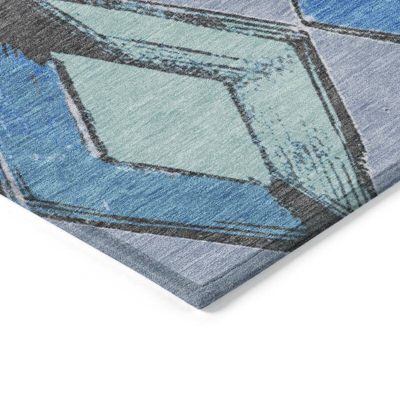 HomeRoots Geometric Transitional Rectangle Outdoor Rug