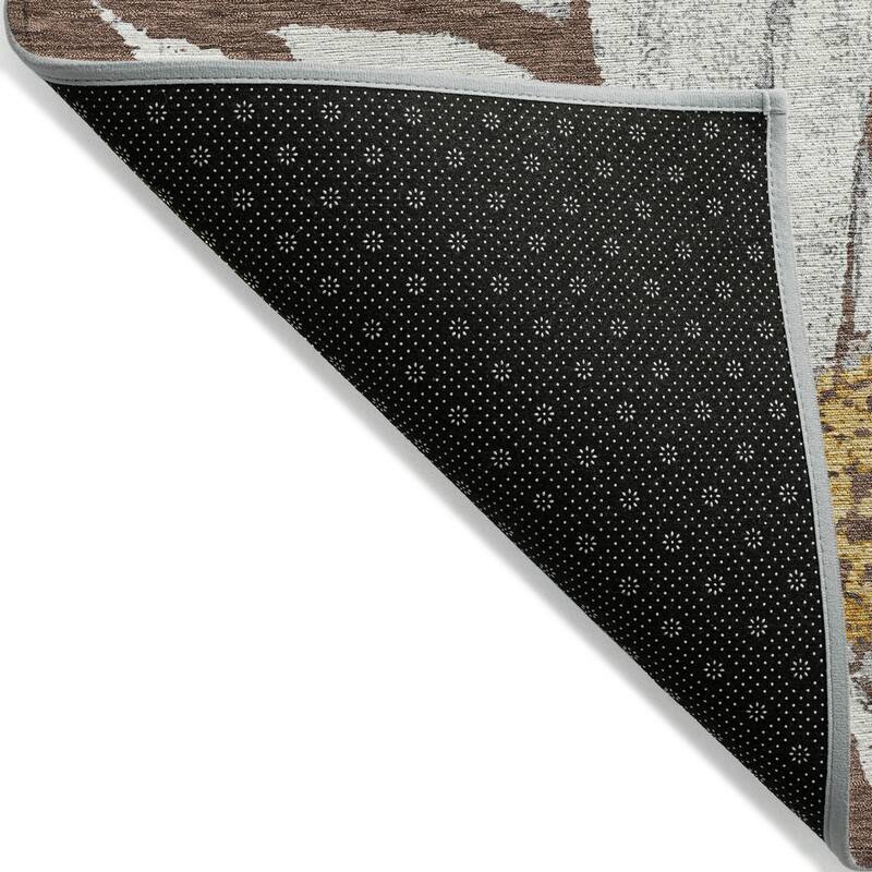 Machine Washable Indoor/ Outdoor Floral Chantille Rug