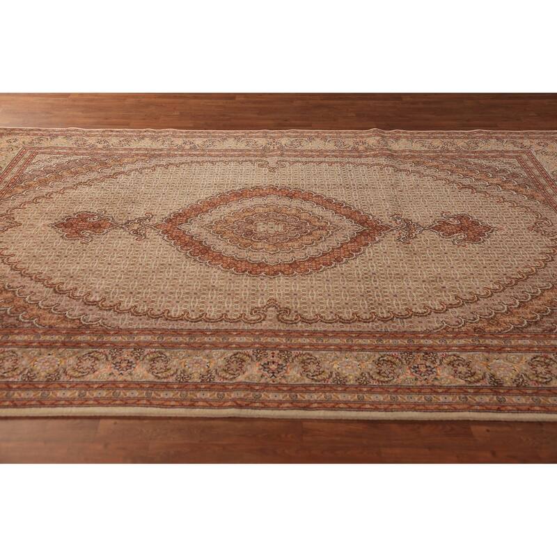 Vegetable Dye Tabriz Persian Handmade Wool & Highlighted Silk Carpet - 6'9" x 10'4"
