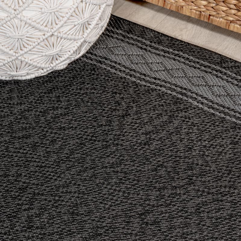JONATHAN Y Havana Classic Diamond Border Indoor/Outdoor Area Rug